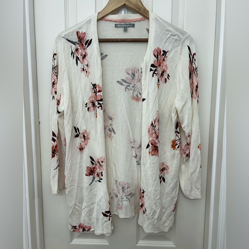 Daniel Rainn Cream and Pink Floral Cardigan